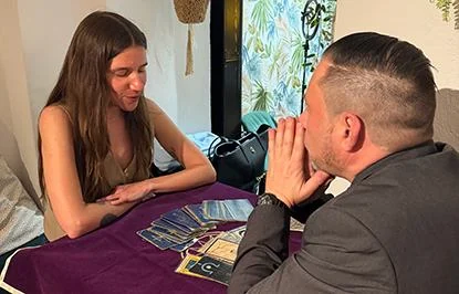 Consultation de voyance en présentiel lors d’un événement Mon Avenir Voyance